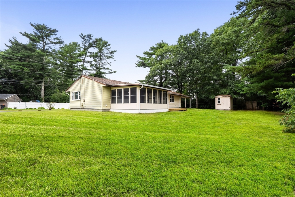 26 Cromesett Road Wareham, MA 02571 - Photo 5 of 40
