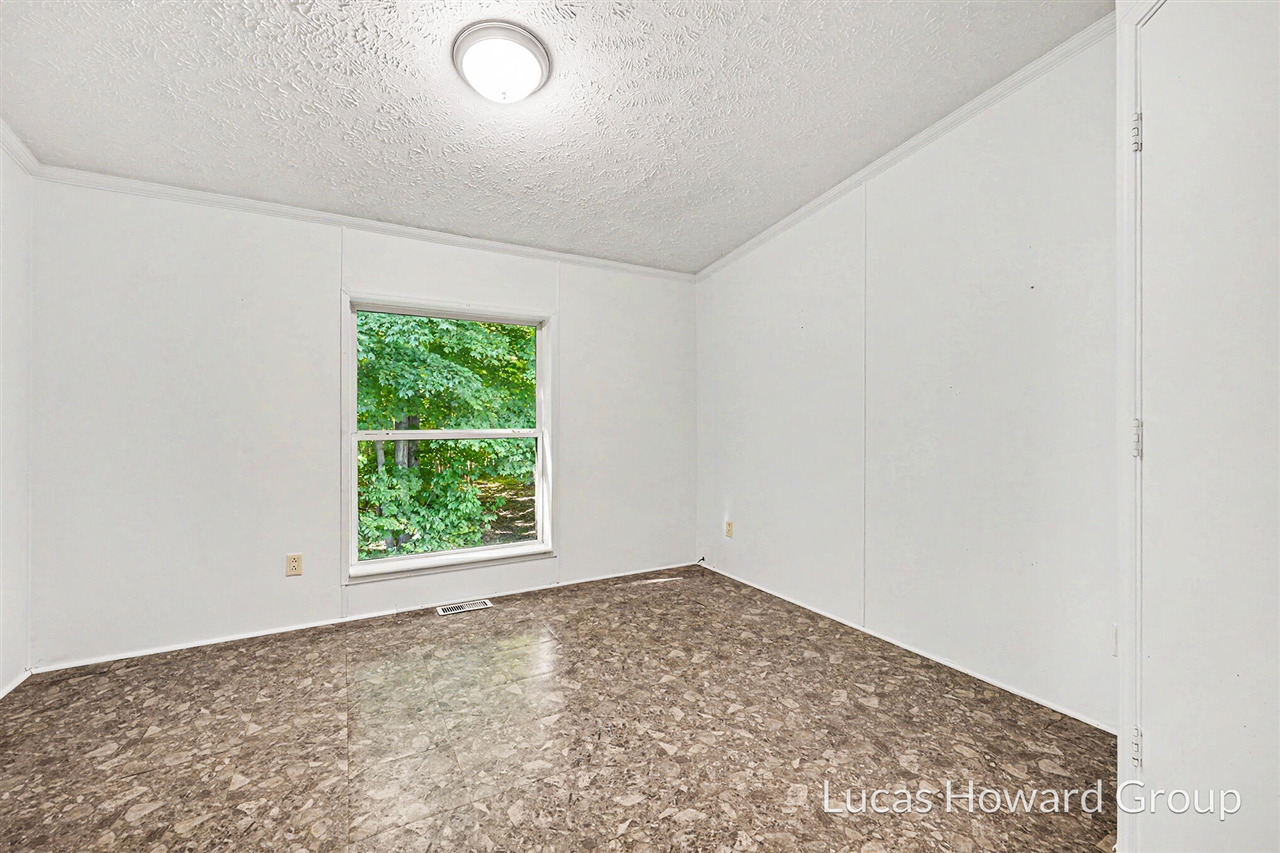 6088 West 1 Mile Road Fremont, MI 49412 - Photo 17 of 32
