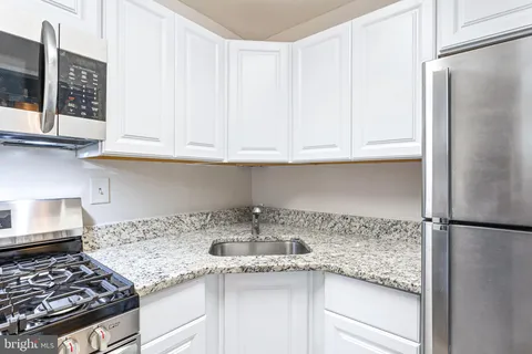 $220,000 | 2939 Van Ness Street Northwest, Unit 1144, Washington, DC 20008