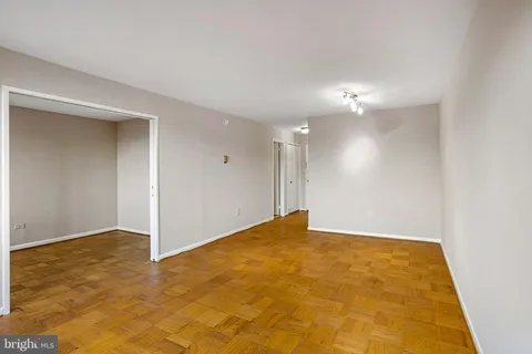 $220,000 | 2939 Van Ness Street Northwest, Unit 1144, Washington, DC 20008