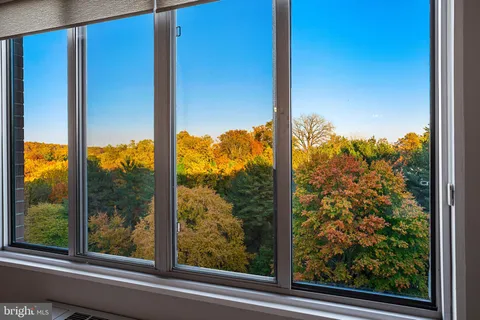 $220,000 | 2939 Van Ness Street Northwest, Unit 1144, Washington, DC 20008