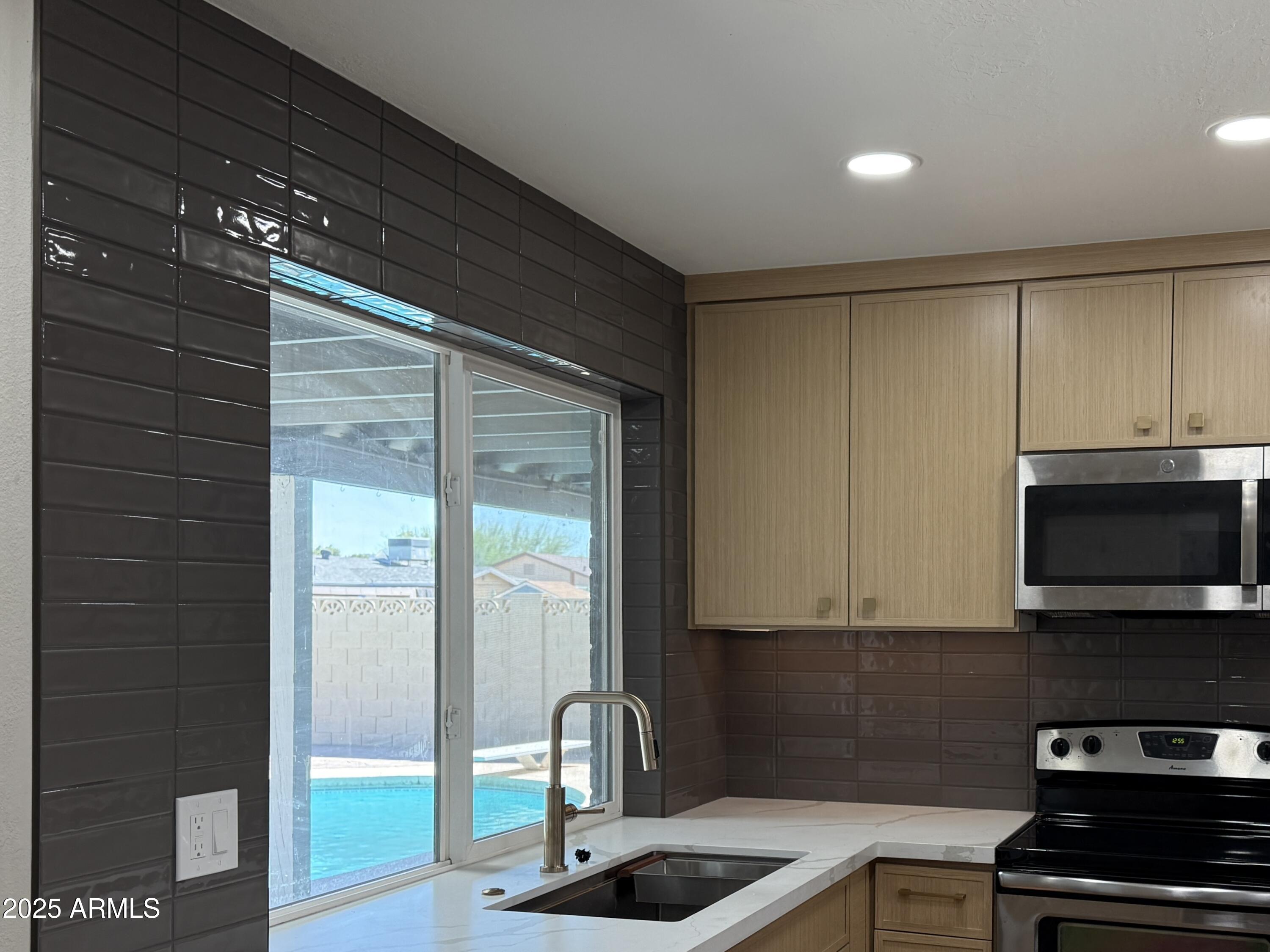 11827 North 35th Street Phoenix, AZ 85028 - Photo 6 of 20 Pool Views