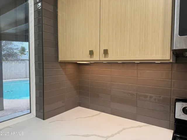 $3,050 | 11827 North 35th Street, Phoenix, AZ 85028