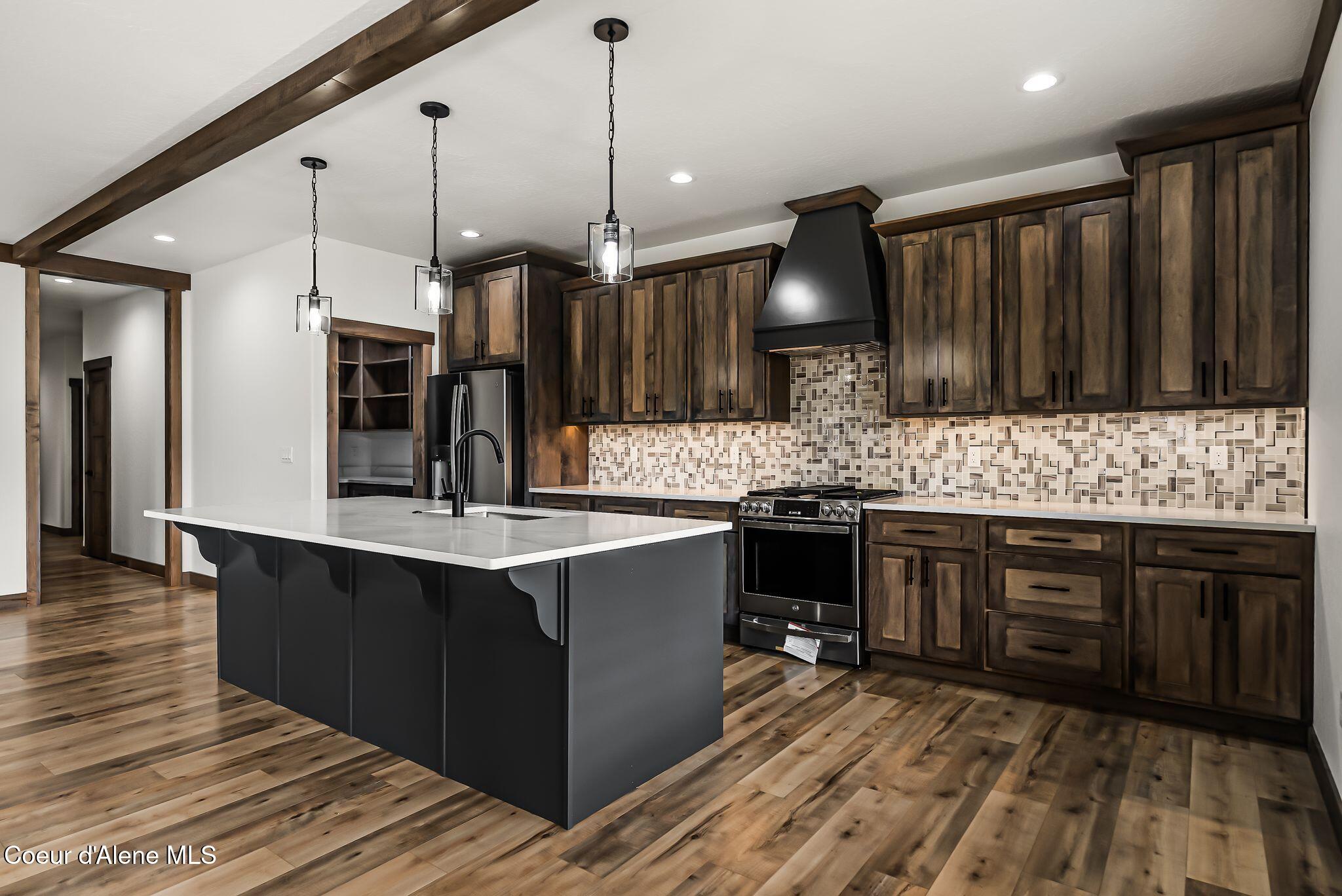 147 Backtrack Road Sandpoint, ID 83864 - Photo 11 of 40 9