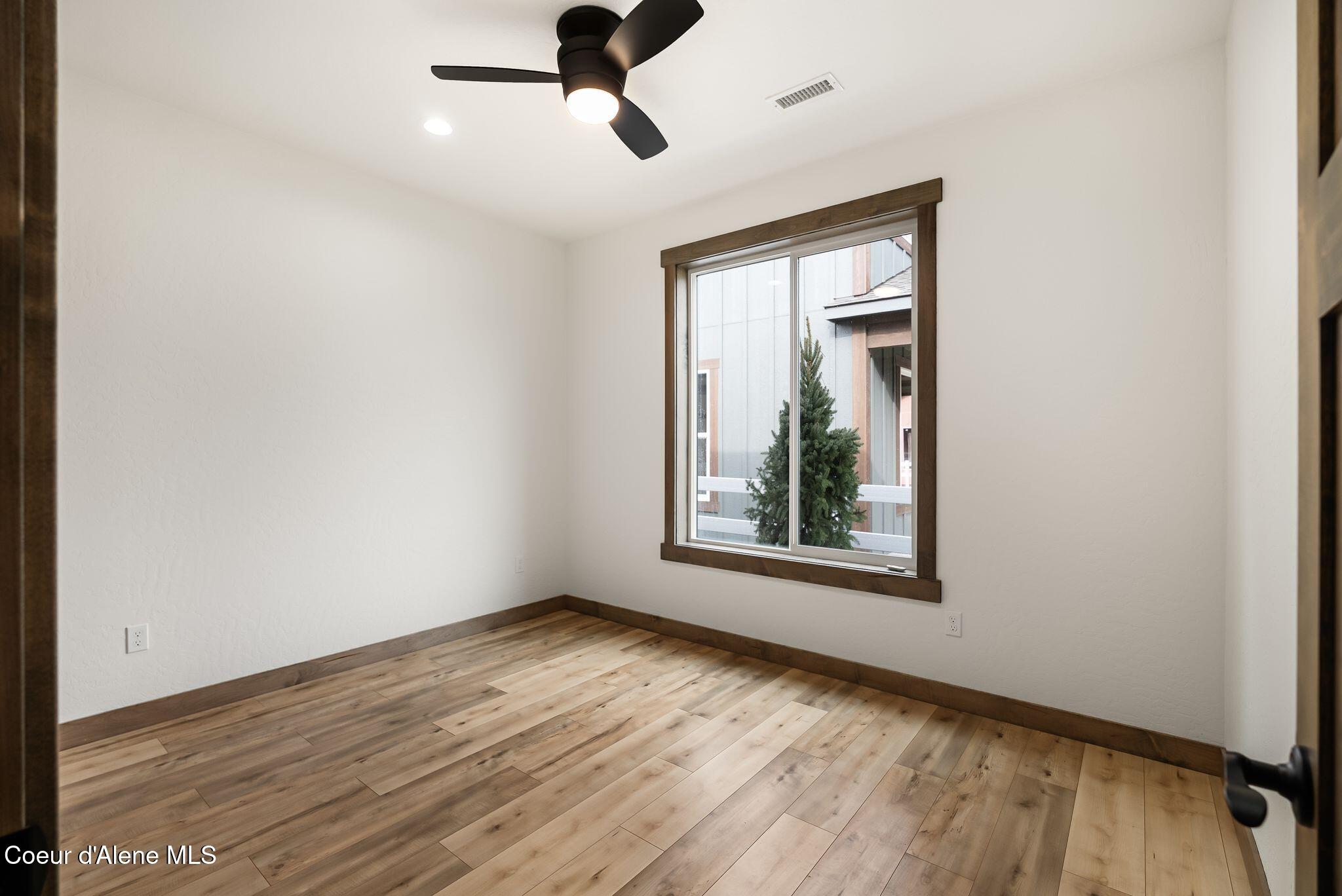 147 Backtrack Road Sandpoint, ID 83864 - Photo 22 of 40 19