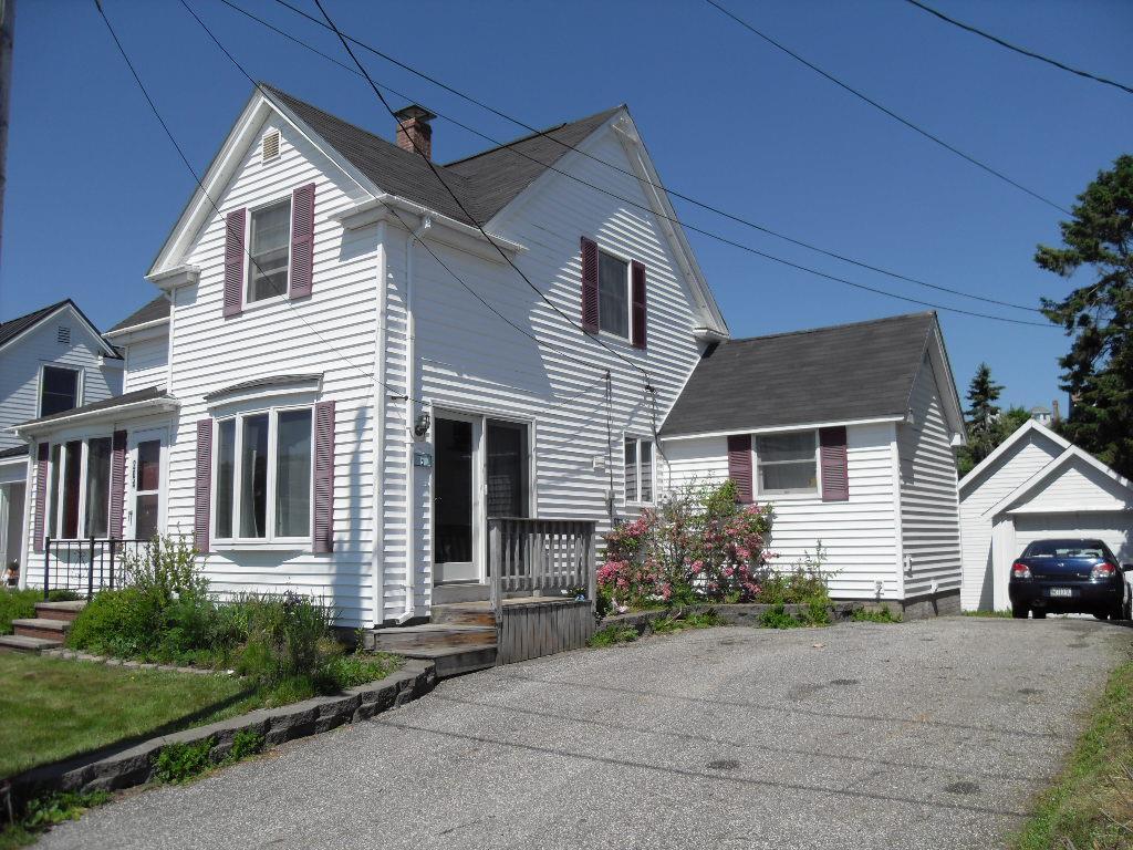204 Two Lights Road Cape Elizabeth, ME 04107 - Photo 2 of 15 Photo