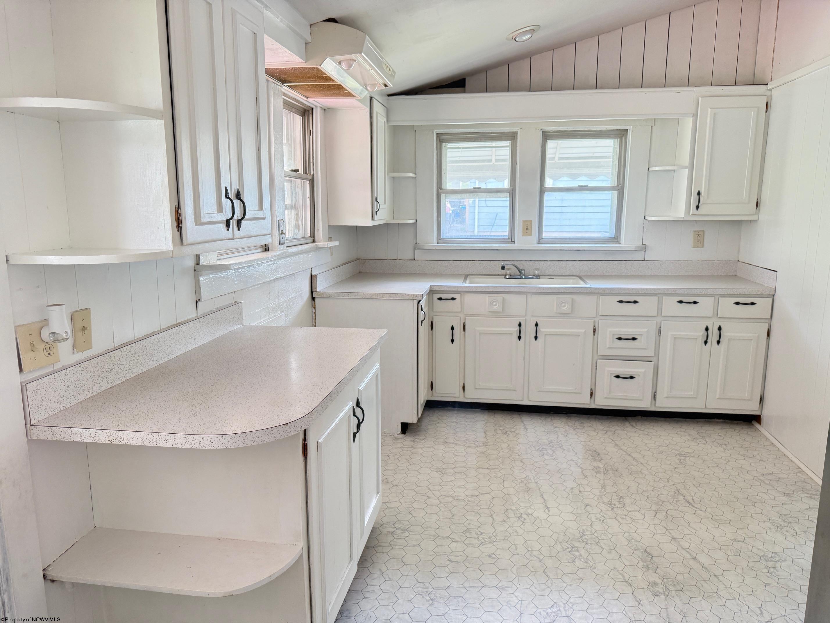 1352 Limestone Run Road Clarksburg, WV 26301 - Photo 10 of 36 Gallery Image 10