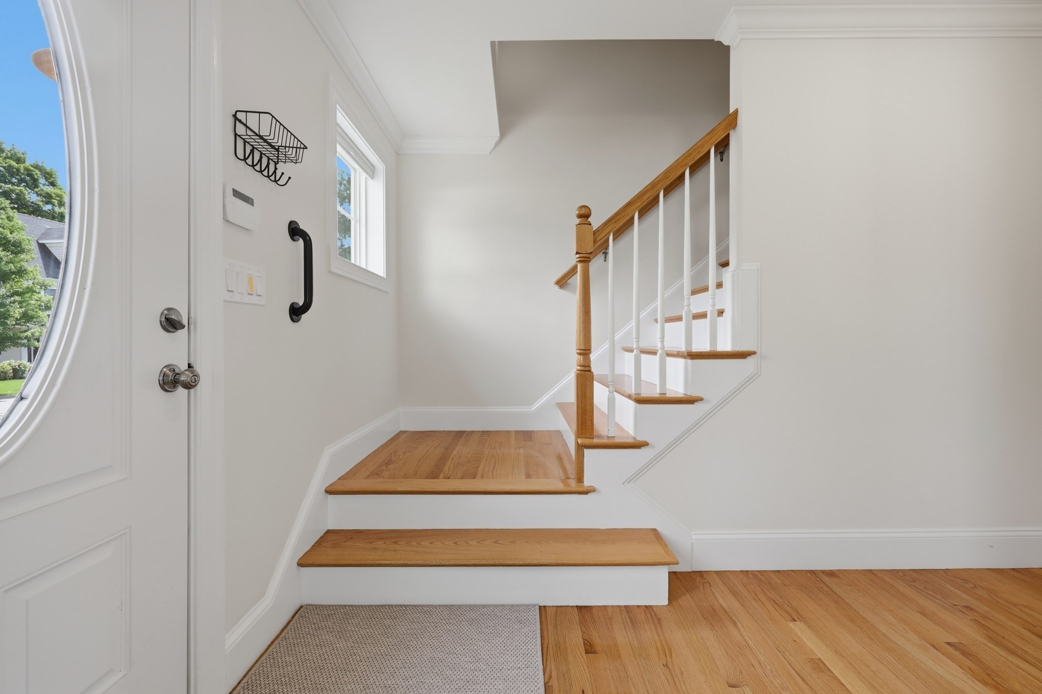 173 Bedford Road, Unit B Woburn, MA 01801 - Photo 4 of 33 Gallery Image 4