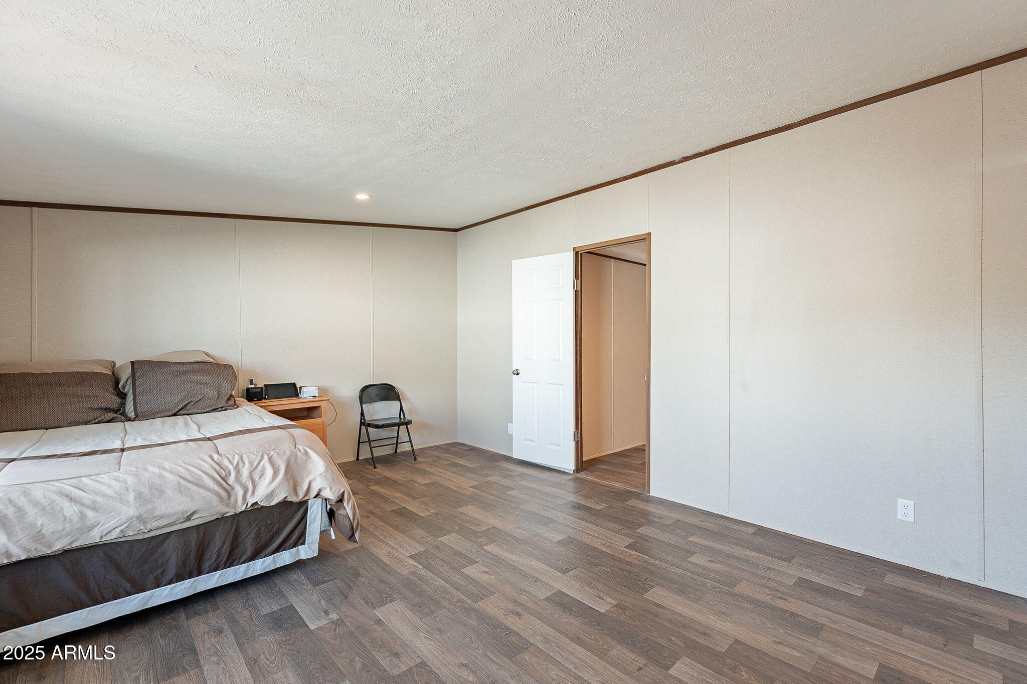 200 East Knox Road, Unit OFC Chandler, AZ 85225 - Photo 6 of 21 19-web-or-mls-Knox-19