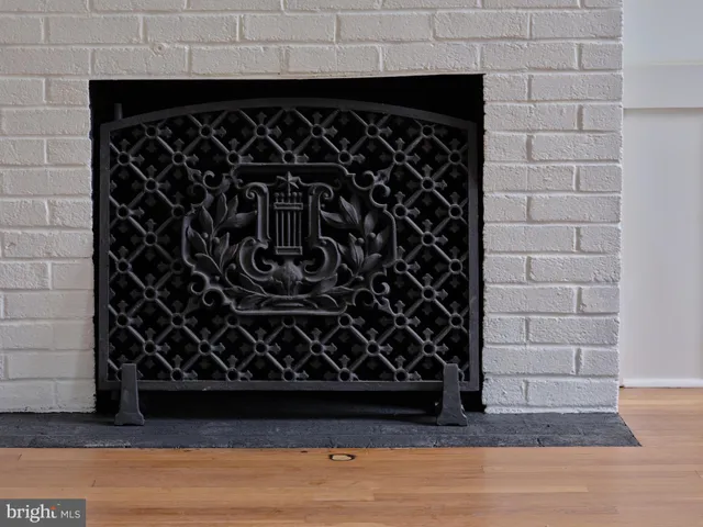 $2,975 | 46 York Street, Unit 2, Lambertville, NJ 08530