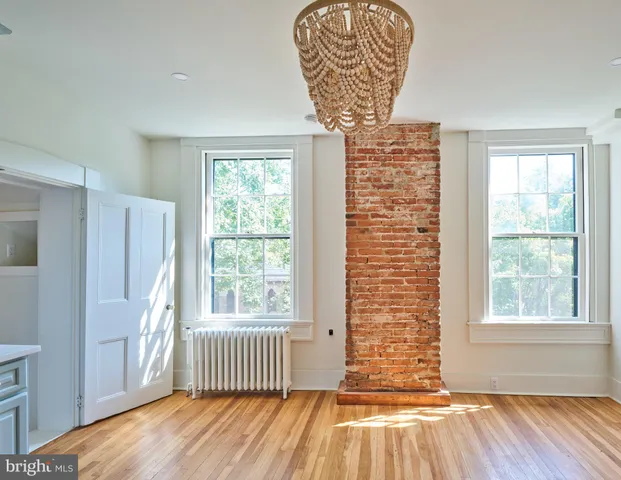 $2,975 | 46 York Street, Unit 2, Lambertville, NJ 08530