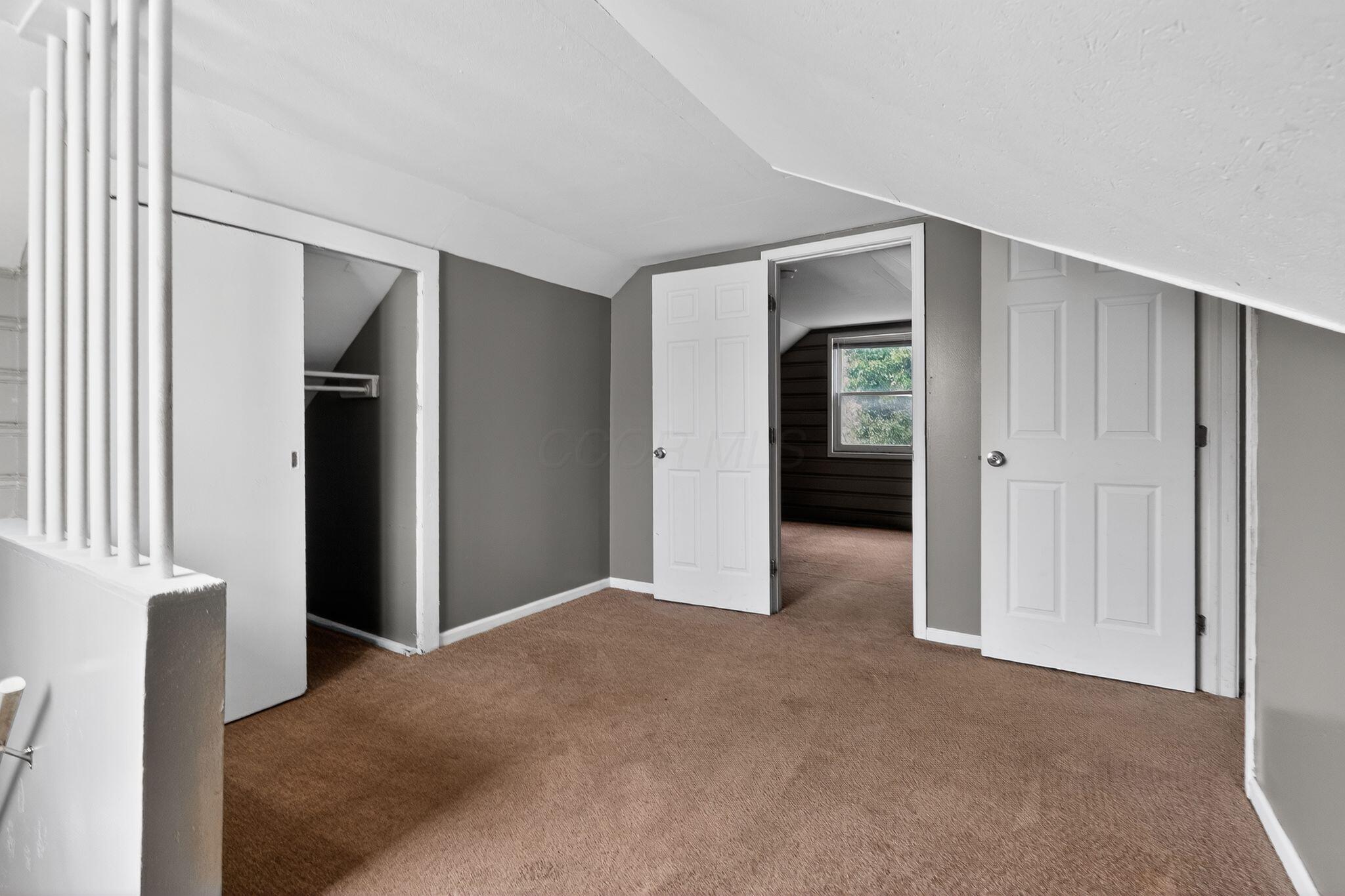 161 South James Road Columbus, OH 43213 - Photo 15 of 34