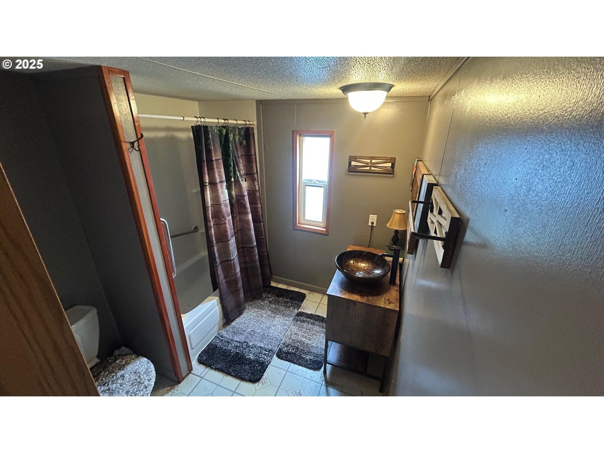 91323 Sandstone Lane, Unit 418 Coos Bay, OR 97420 - Photo 13 of 20