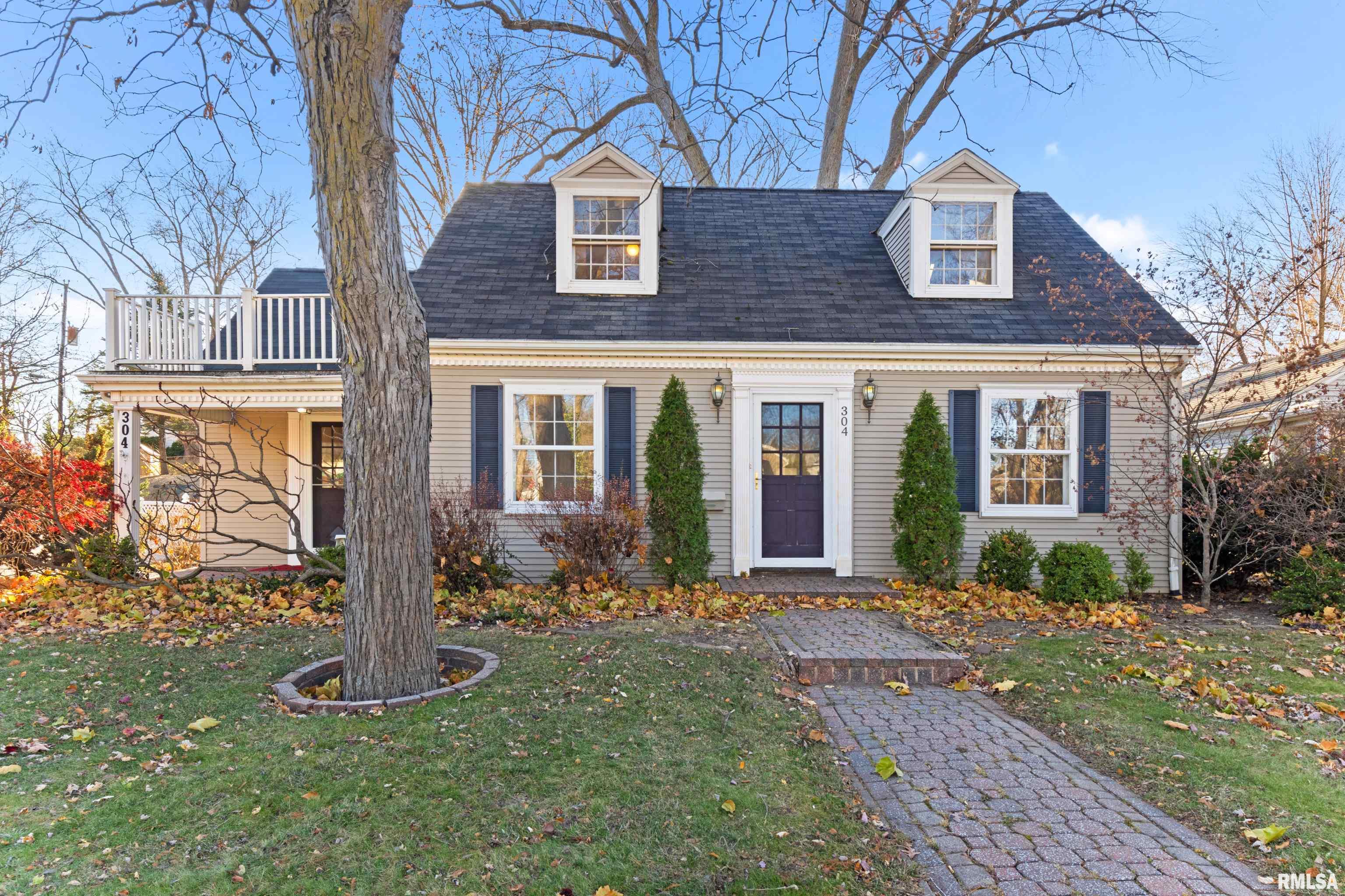304 West Stonegate Road Peoria, IL 61614 - Photo 2 of 39 Gallery Image 2