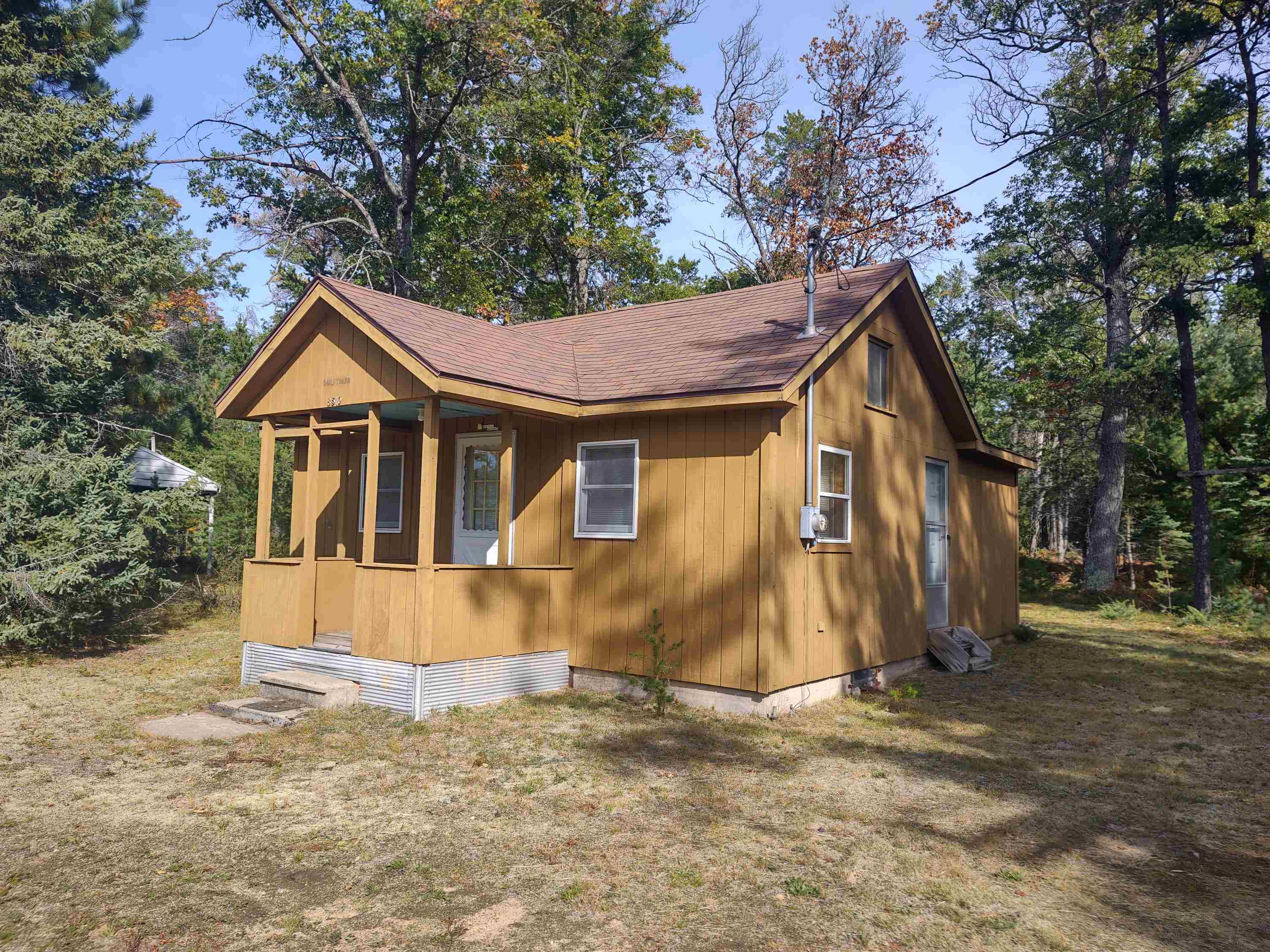 8510 Lyman Road Roscommon, MI 48653 - Photo 3 of 27 1905536-2.JPG