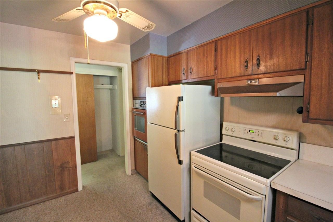 3405 Hammerberg Road Flint, MI 48507 - Photo 6 of 18 21461032-5.JPG
