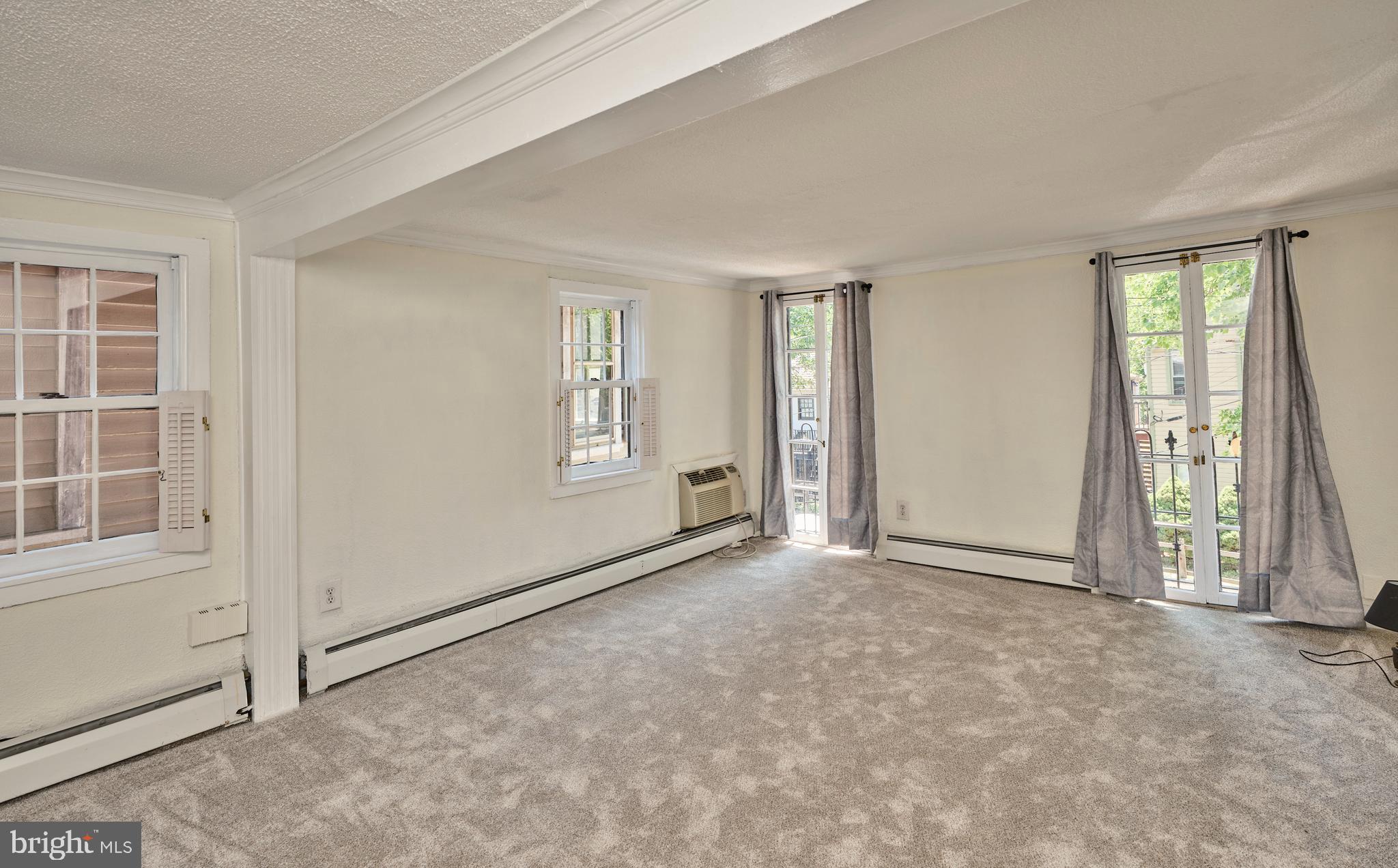 38 West Ferry Street New Hope, PA 18938 - Photo 10 of 18