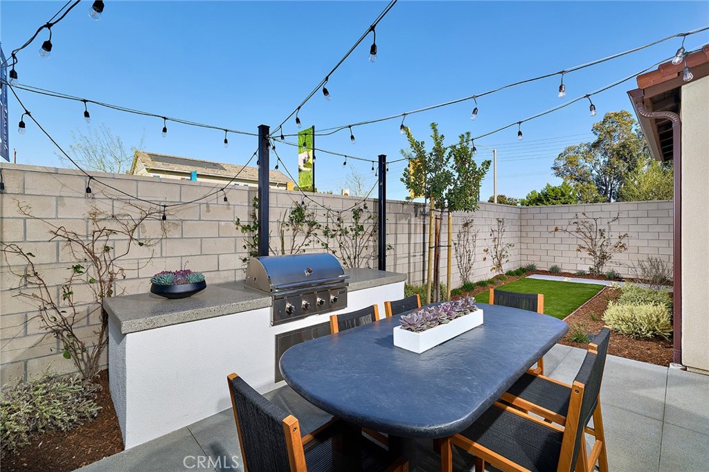 12720 Rosemount Road Eastvale, CA 92880 - Photo 5 of 23