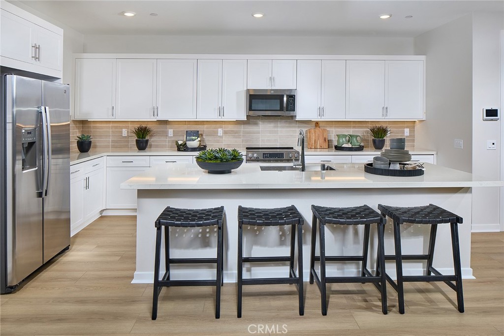 12720 Rosemount Road Eastvale, CA 92880 - Photo 7 of 23