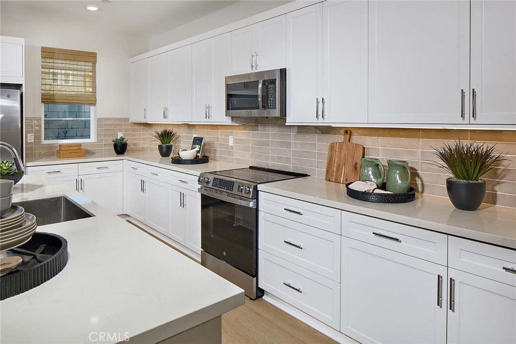 12720 Rosemount Road Eastvale, CA 92880 - Photo 8 of 23