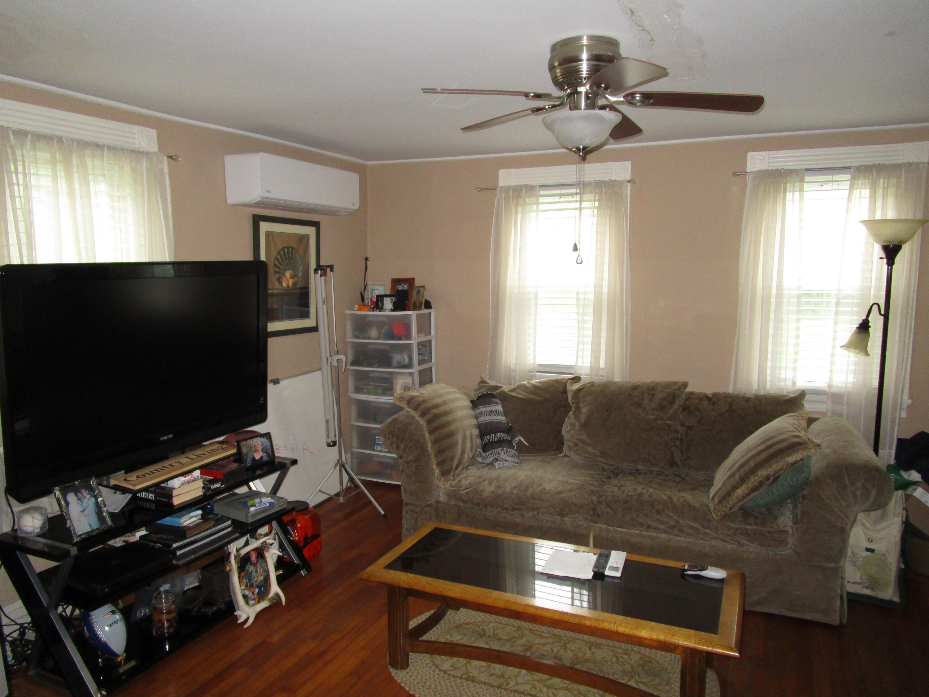 613 Edinburg Road Howland, ME 04448 - Photo 8 of 21 IMG_1211