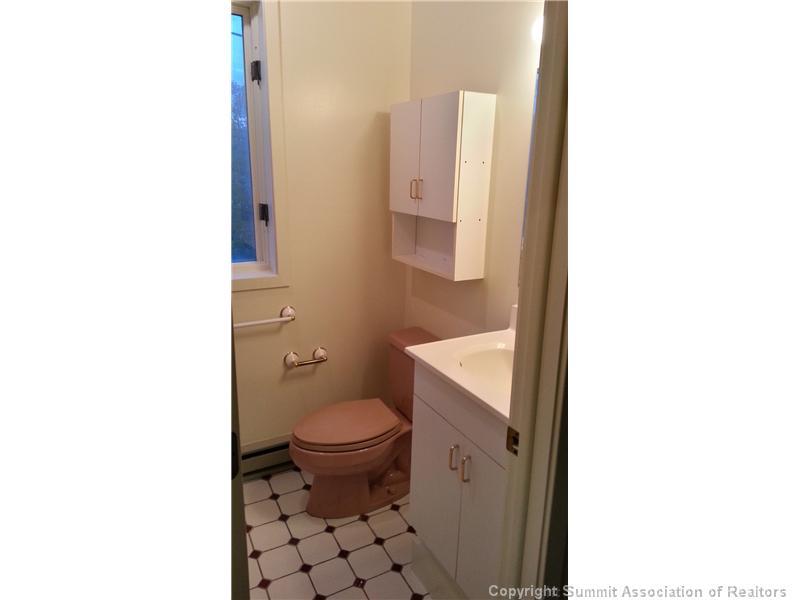 960 Mesa Drive Silverthorne, CO 80498 - Photo 9 of 25 a bathroom with a toilet and a shower
