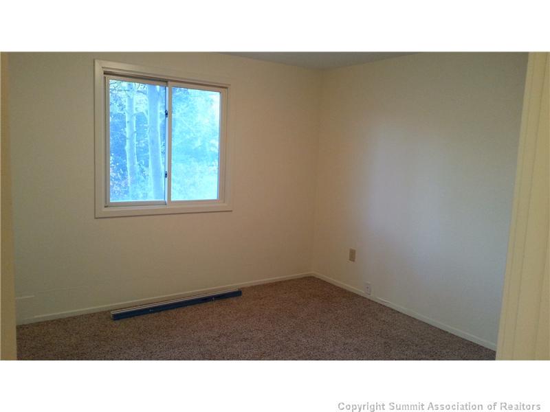 960 Mesa Drive Silverthorne, CO 80498 - Photo 10 of 25 a open space in a window