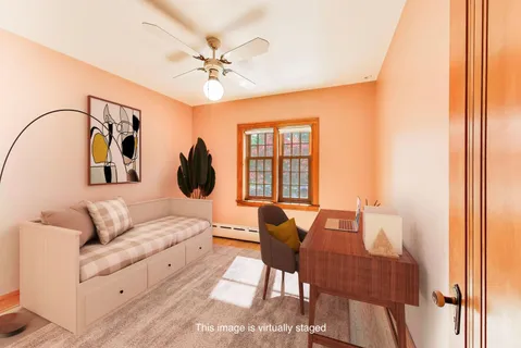 $500,000 | 1104 Clarence Avenue, Oak Park, IL 60304