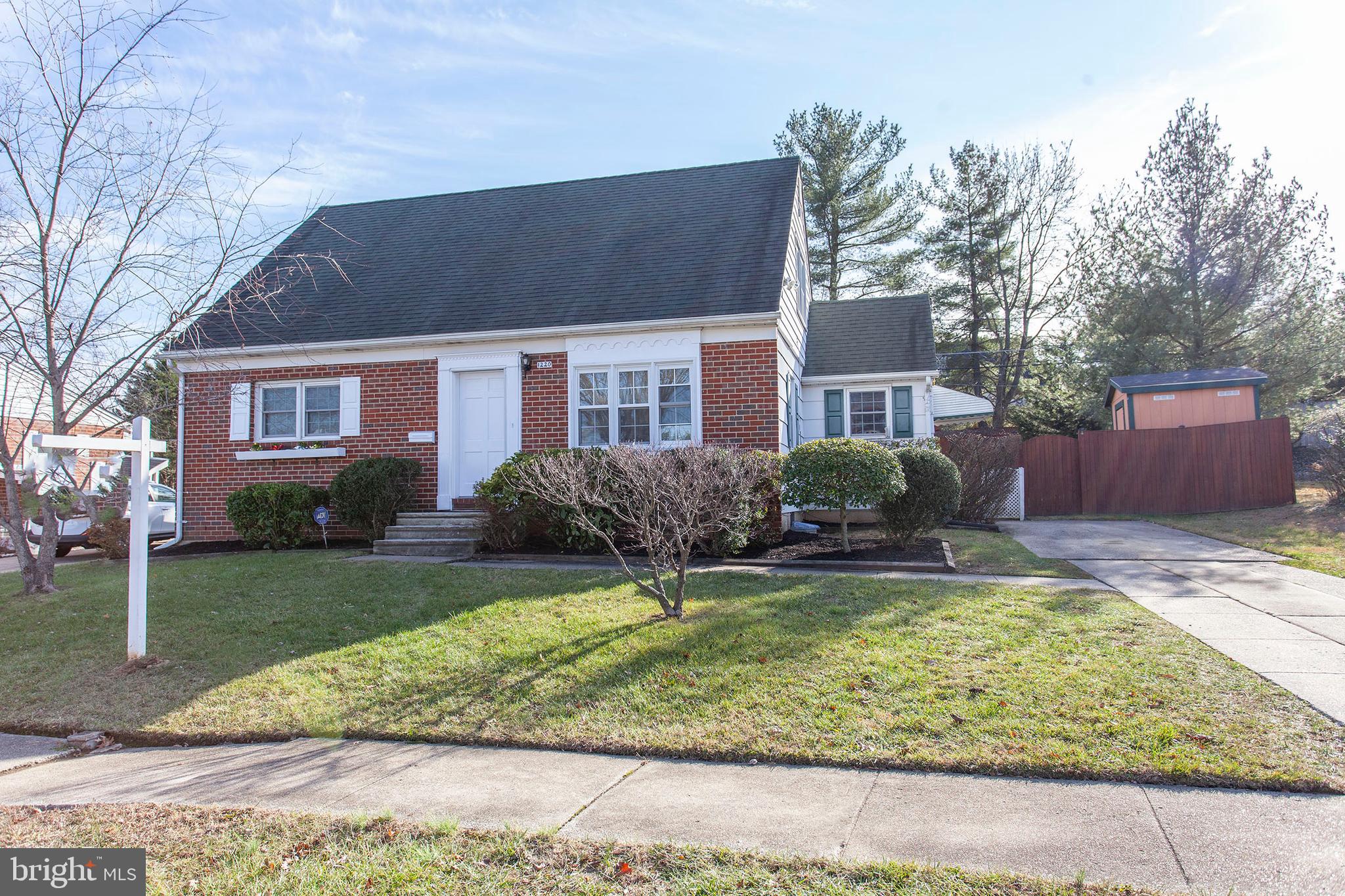 1220 Canberwell Road Baltimore, MD 21228 - Photo 1 of 36