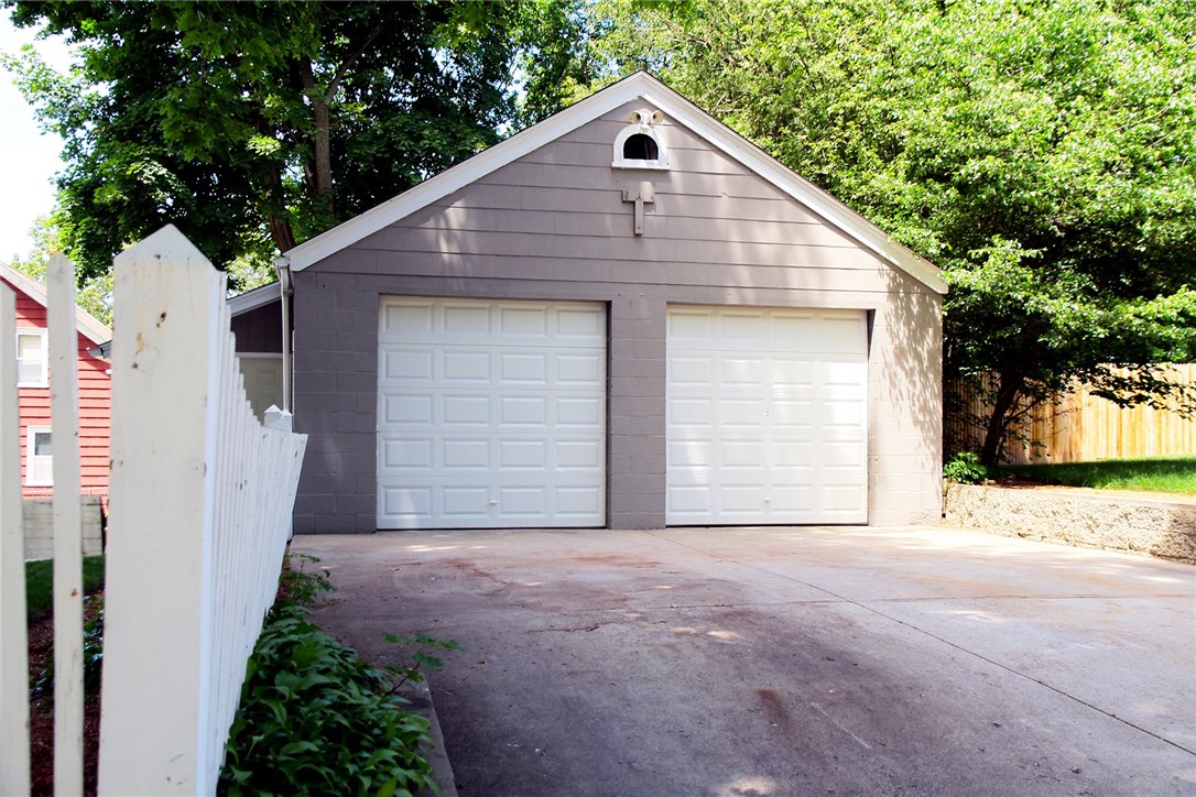 76 Division Street Woonsocket, RI 02895 - Photo 3 of 40