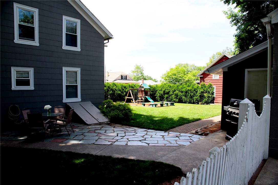 76 Division Street Woonsocket, RI 02895 - Photo 9 of 40
