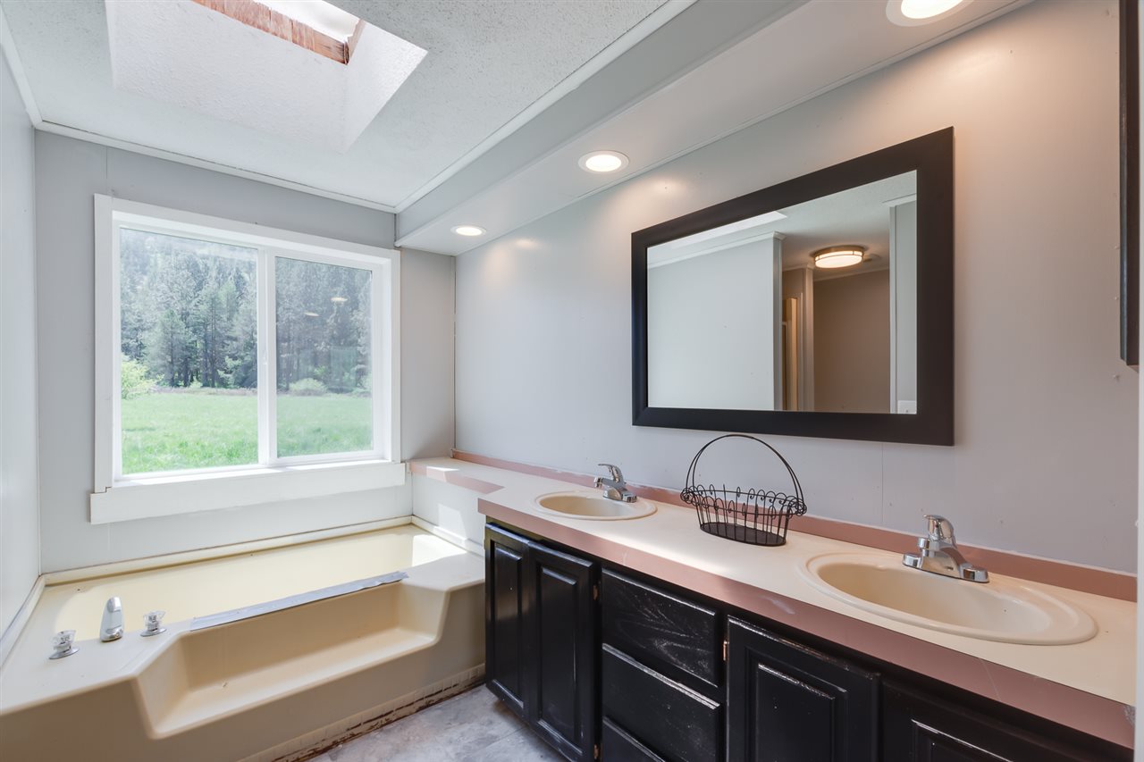 2185 Heine Road Chewelah, WA 99109 - Photo 10 of 20 Gallery Image 10