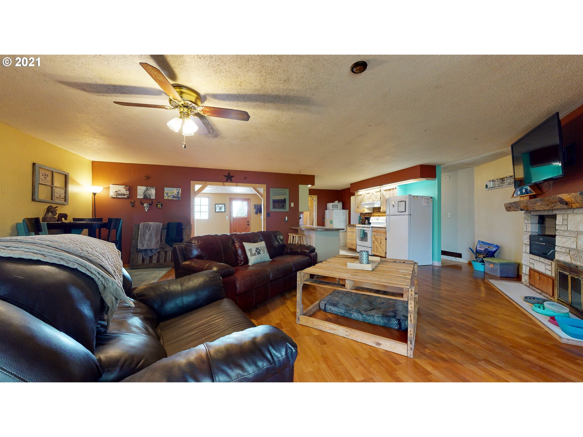 78714 Rudder Lane Hermiston, OR 97838 - Photo 1 of 32 Gallery Image 1