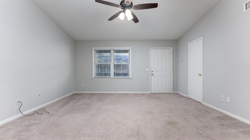 6317-4 Milgen Road Columbus, GA 31907 - Photo 4 of 19 Gallery Image 4