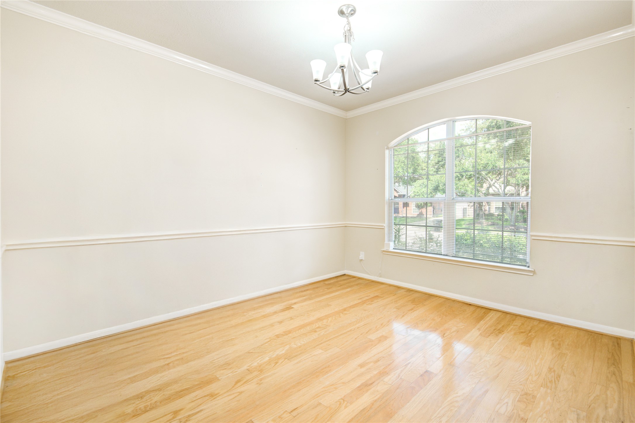 14411 Chartley Falls Drive Houston, TX 77044 - Photo 36 of 36 a view of an empty room with a window