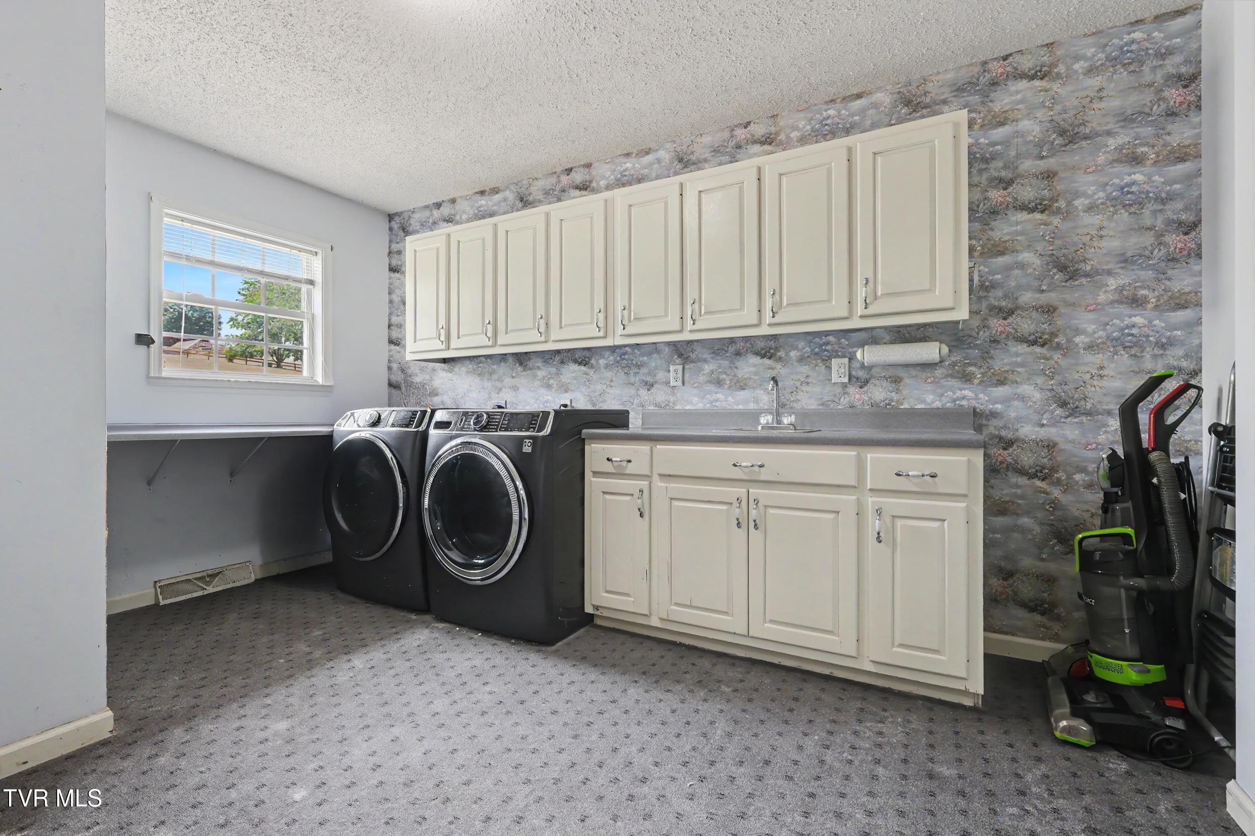 1435 Holly Creek Road Greeneville, TN 37745 - Photo 43 of 71 40_img_0160.png