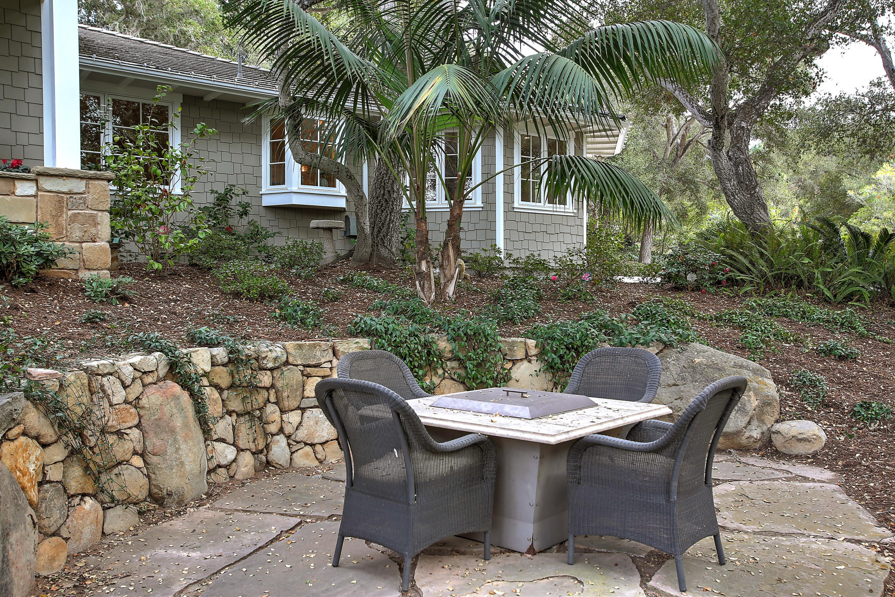 940 Canon Road Santa Barbara, CA 93110 - Photo 4 of 44 0008