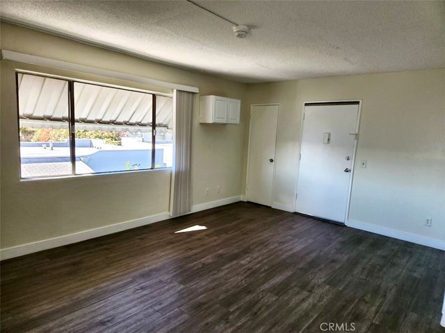 $1,495 | 3920 Marathon Street, Unit 16, Los Angeles, CA 90029
