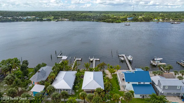 $4,000 | 19 Vip Island, Unit A, Grant Valkaria, FL 32949