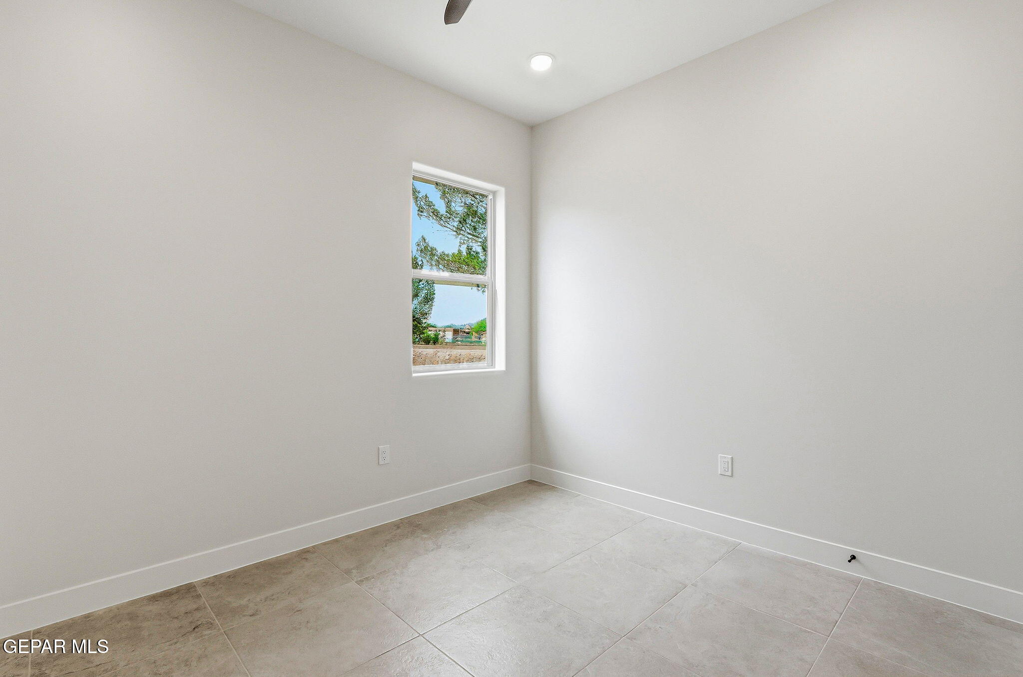 5640 Rio Bonito Circle El Paso, TX 79932 - Photo 37 of 47 38-web-or-mls-IMG_3778