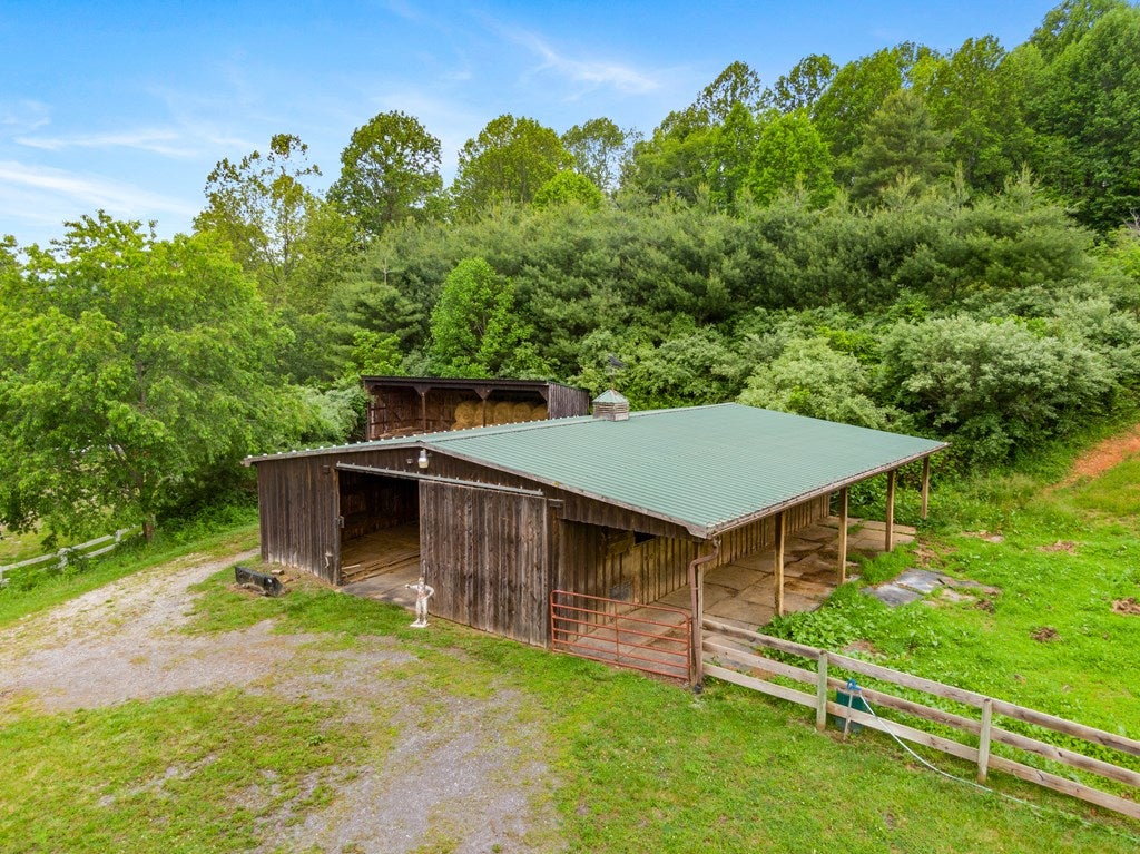 227 Dutton Hollow Road Rural Retreat, VA 24368 - Photo 25 of 81 Gallery Image 25