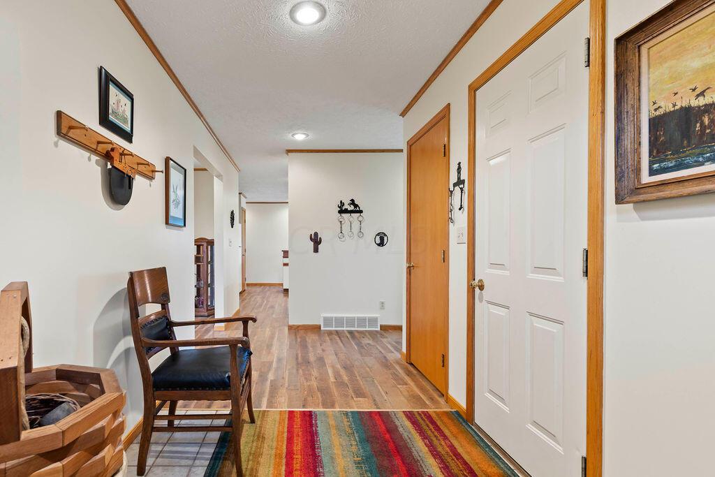 1707 Lexington Ontario Road Mansfield, OH 44904 - Photo 15 of 81 1707LexingtonOntarioRoad_Hommati102(1)