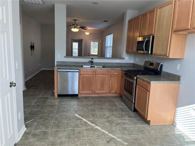 $1,500 | 1070 Linda Lou Lane, Abita Springs, LA 70420