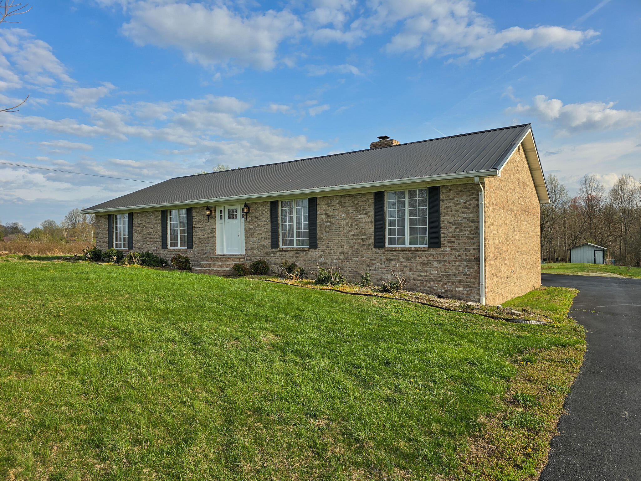 2060 Dry Ridge Road Liberty, KY 42539 - Photo 4 of 87 20250402_180643