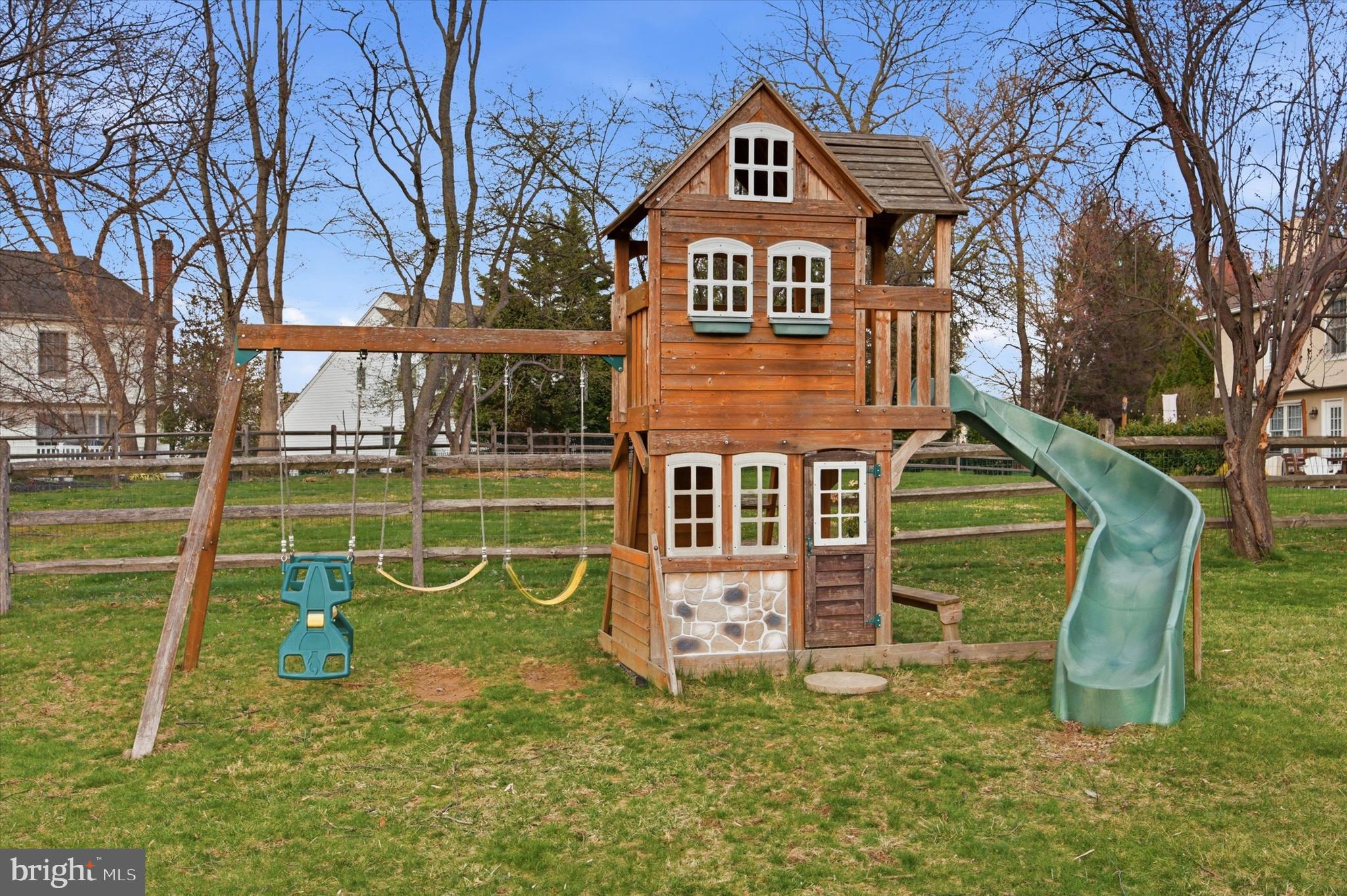 352 Sentry Lane Wayne, PA 19087 - Photo 32 of 36 Playset