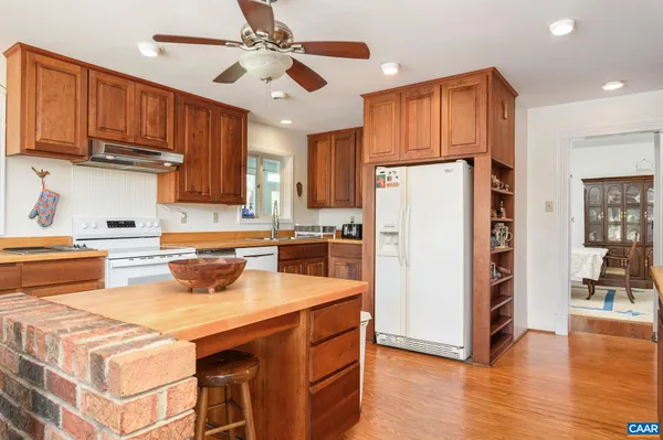 a bed room with a bed and window