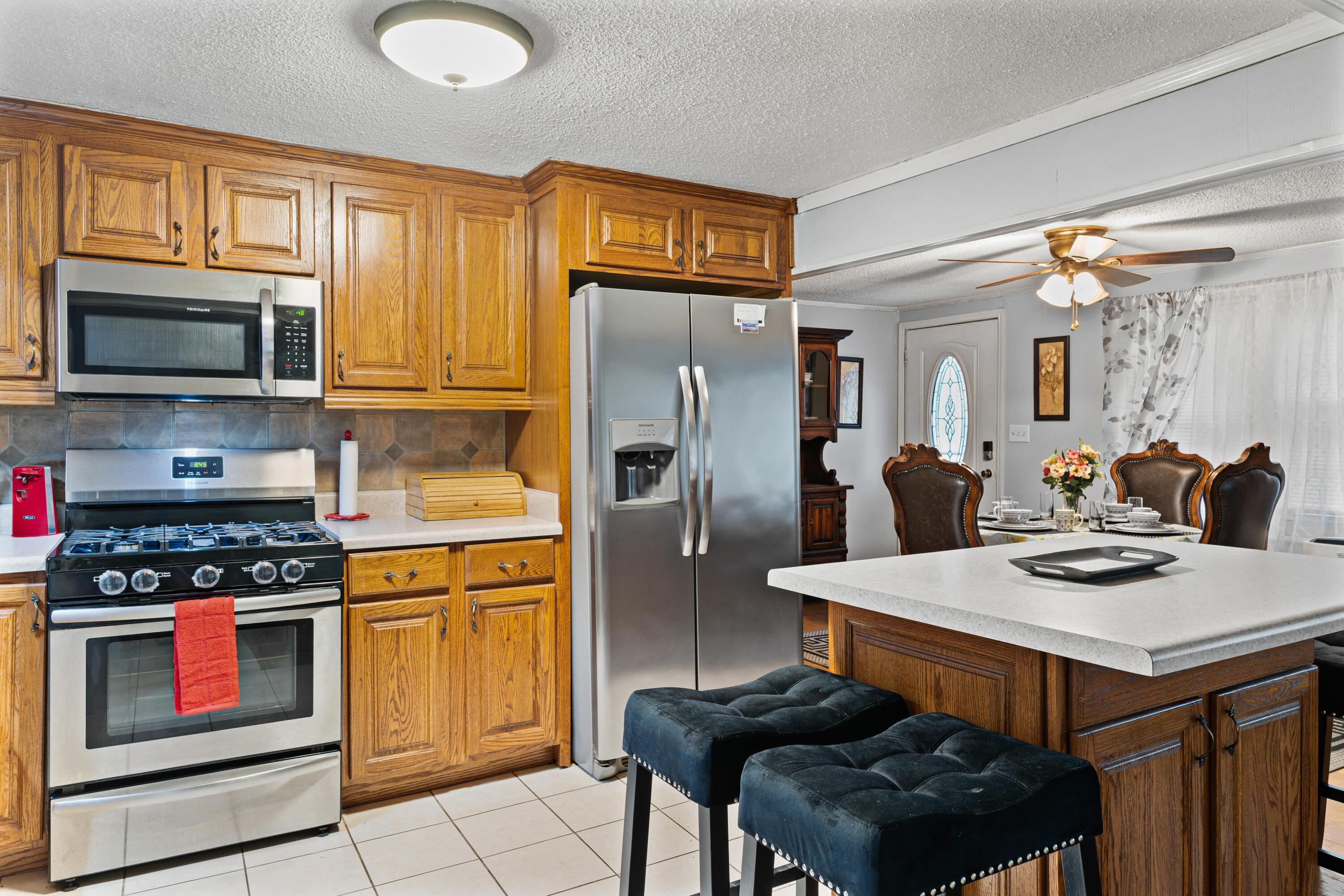 1510 Tee Vee Road Elloree, SC 29047 - Photo 10 of 21 DSC09648