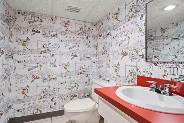 $925,000 | 6510 Sagamore Road, Mission Hills, KS 66208