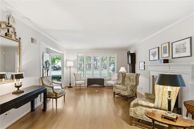 $925,000 | 6510 Sagamore Road, Mission Hills, KS 66208