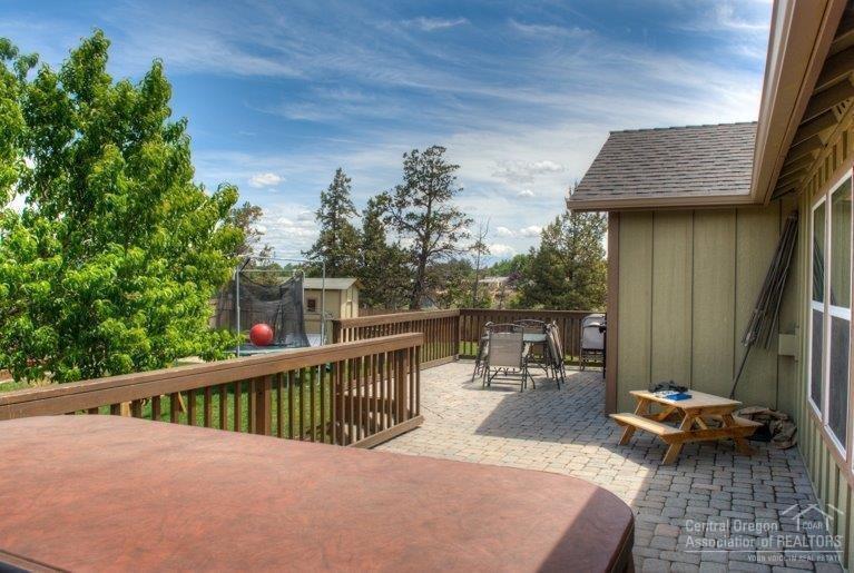 976 Southwest Rimrock Way Redmond, OR 97756 - Photo 14 of 14 Additional Photo